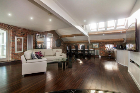 Living Room/Kitchen/Diner