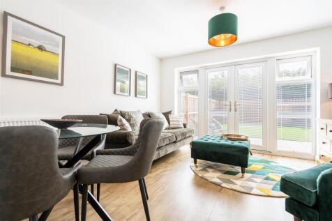Living Room / Diner