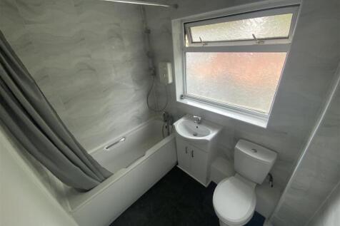 Upstairs Bathroom