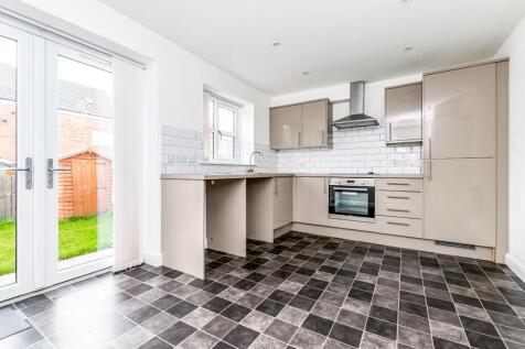 Kitchen / Dining Roo