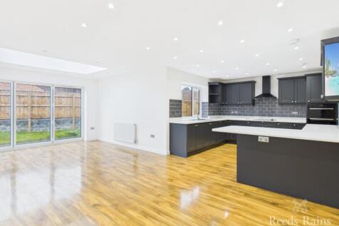 Kitchen/Living Space