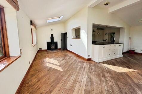 Kitchen Family Room
