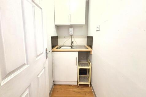 Kitchenette