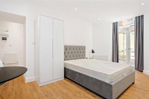 Reception/ Bedroom