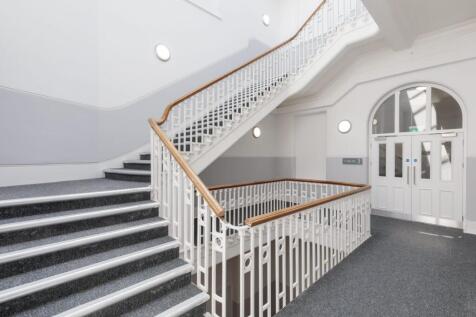 Coomunal Stairwell