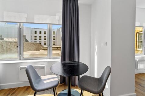 Reception/ Bedroom