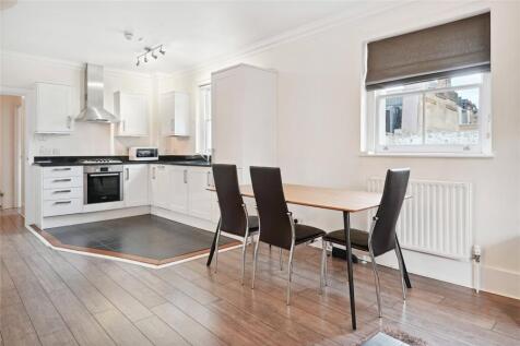 Kitchen/ Dining