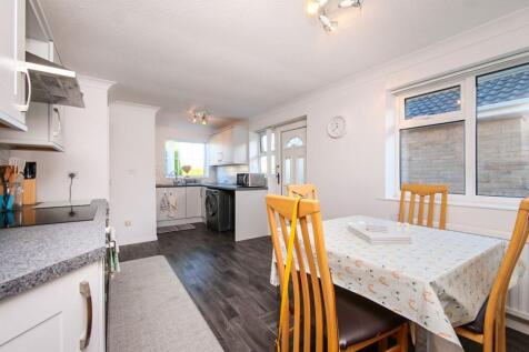 Kitchen /Dining Room