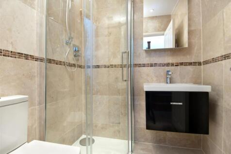 huntsworth 47 shower.JPG
