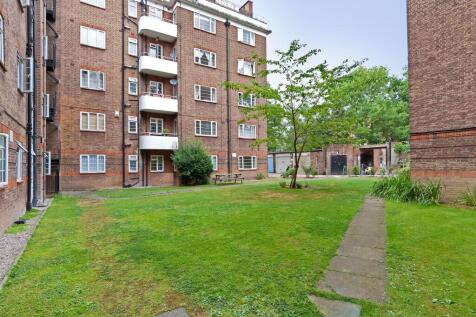 Warwick Lodge 26 Gdn hi.jpg