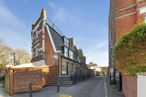 51914 Hi res (11).jpg