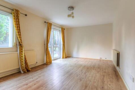 Lounge/Dining Area