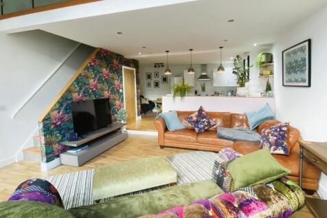 Kitchen/Living Room