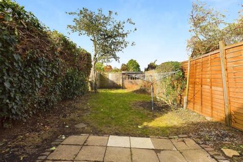 CAM03510G0-PR0205-STILL019.jpg
