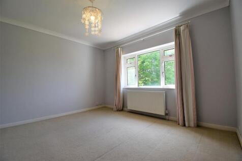 BEDROOM 2 .jpg