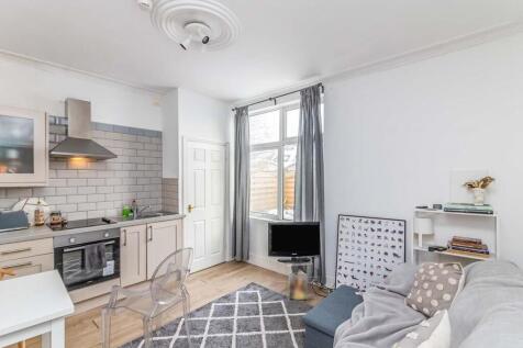 Kitchen/Living Space