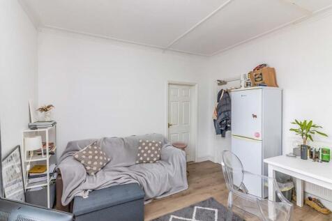 Kitche/Living Space