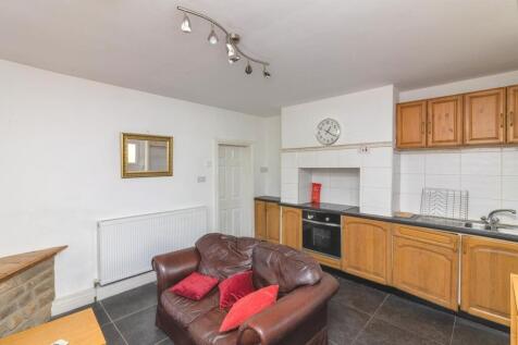 Lounge/Kitchen