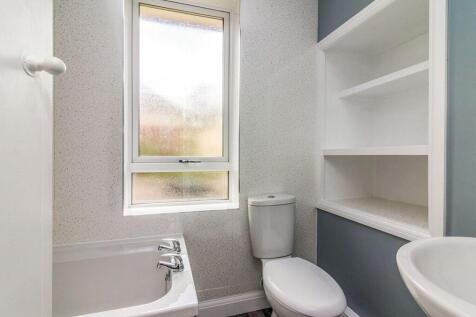 Family Bathroom/WC