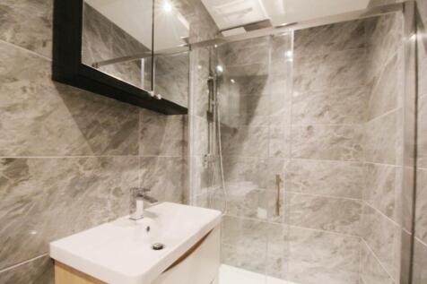 Shower-Room