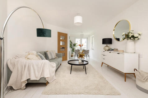 Sitting/Dining Room