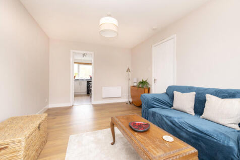 Sitting/Dining Room