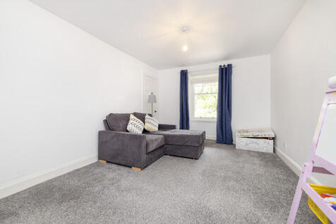 Family Room/Bedroom 5