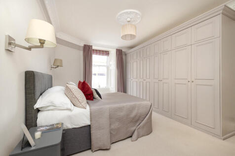Double Bedroom 1