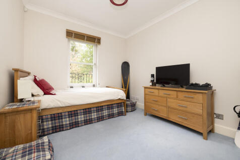 Double Bedroom 3