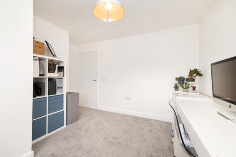 Double Bedroom 3 - 2 Florence McNeill Lane