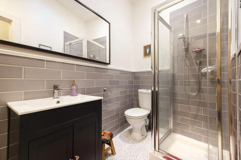 Shower Room - 28 Cadogan Road