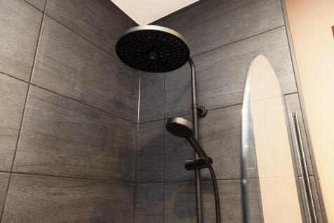 Family Bathroom - 28 Cadogan Road