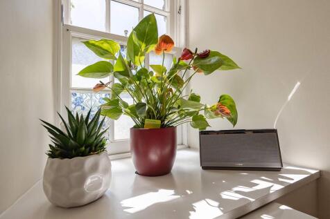 Bathroom - Second Floor Flat, West Port House