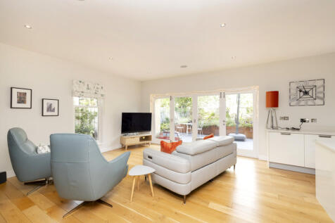 Family Room/Kitchen
