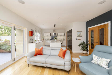 Family Room/Kitchen