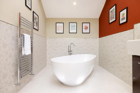 Master Ensuite