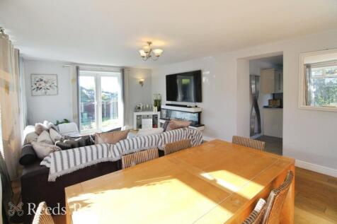 Lounge / Dining Room