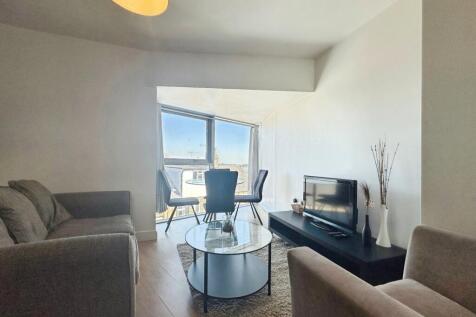 Living/Dining Area