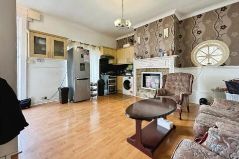 Kitchen/Living Room