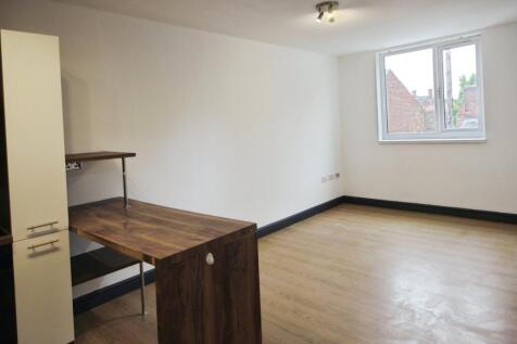 Kitchen/ Living Room