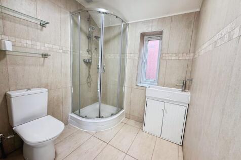 En-Suite 3