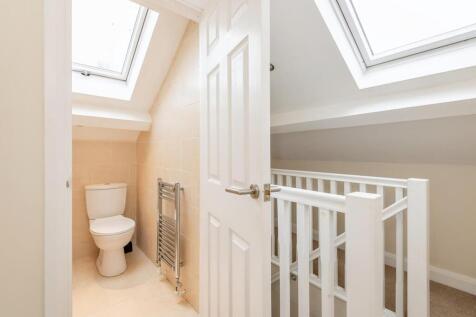 Cloakroom/Wc