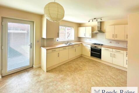 Kitchen/Dining Area