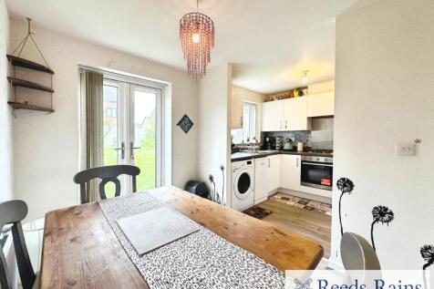 Kitchen/Dining Area