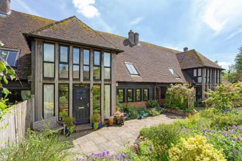 73778_4 Pound Farm Barns Winchester Road Chawton (