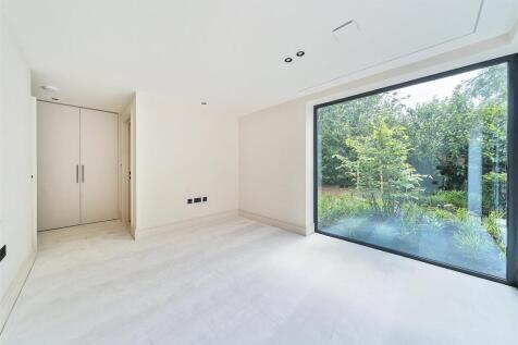 1295738-13-6839a4ecb99bd.jpg