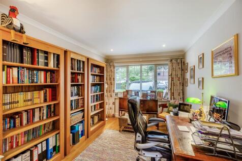 8617429-interior29.jpg