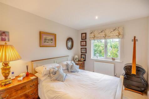 8617429-interior21.jpg