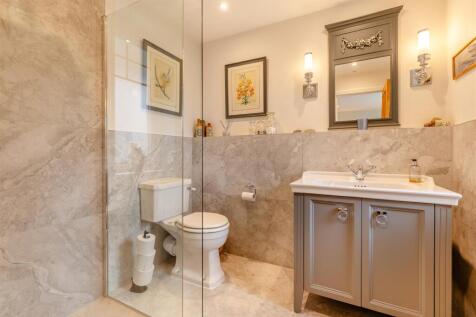 8617429-interior25.jpg