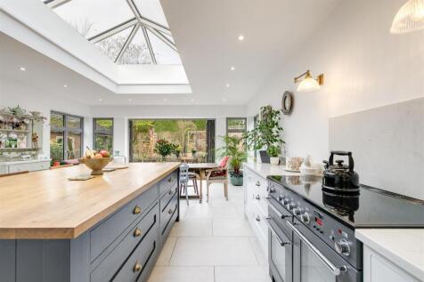 Hollowdene Lodge-39.jpg